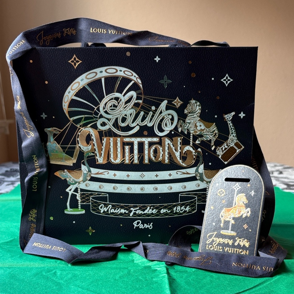 🌟 LOUIS VUITTON 2024 LE HOLIDAY SHOPPING BAG BUNDLE 🌟 NWOT 🌟
